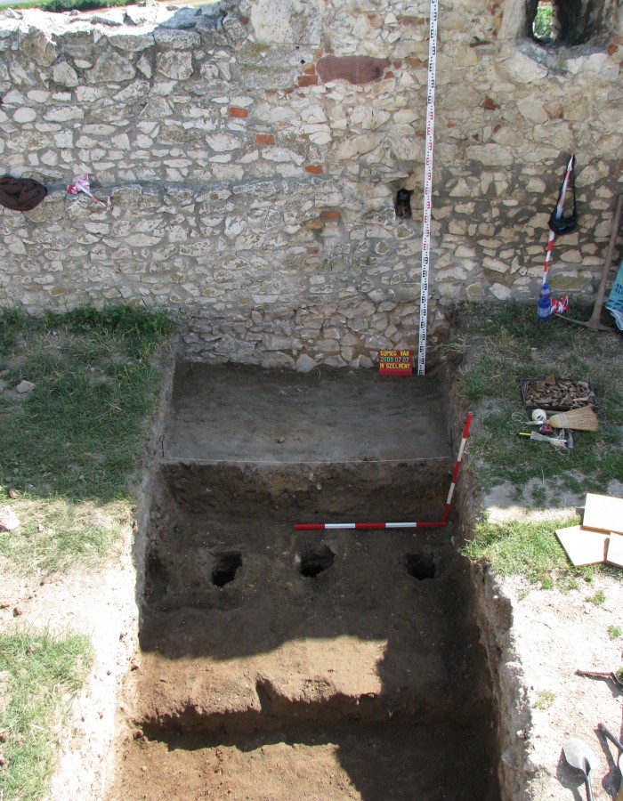 Sümeg_vár_falszoros_2009