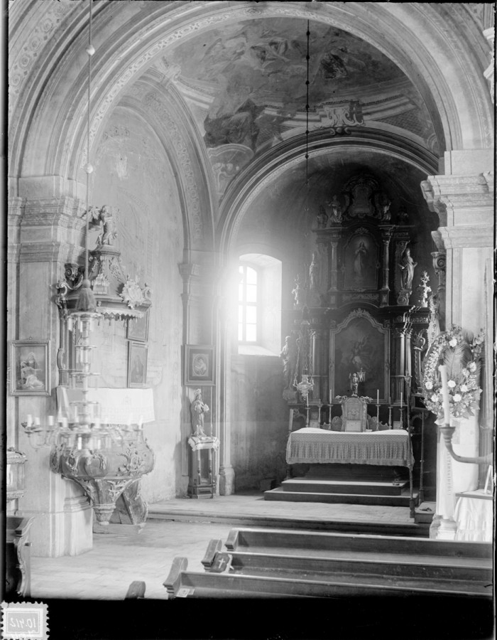 Arló, plébániatemplom 010.412N