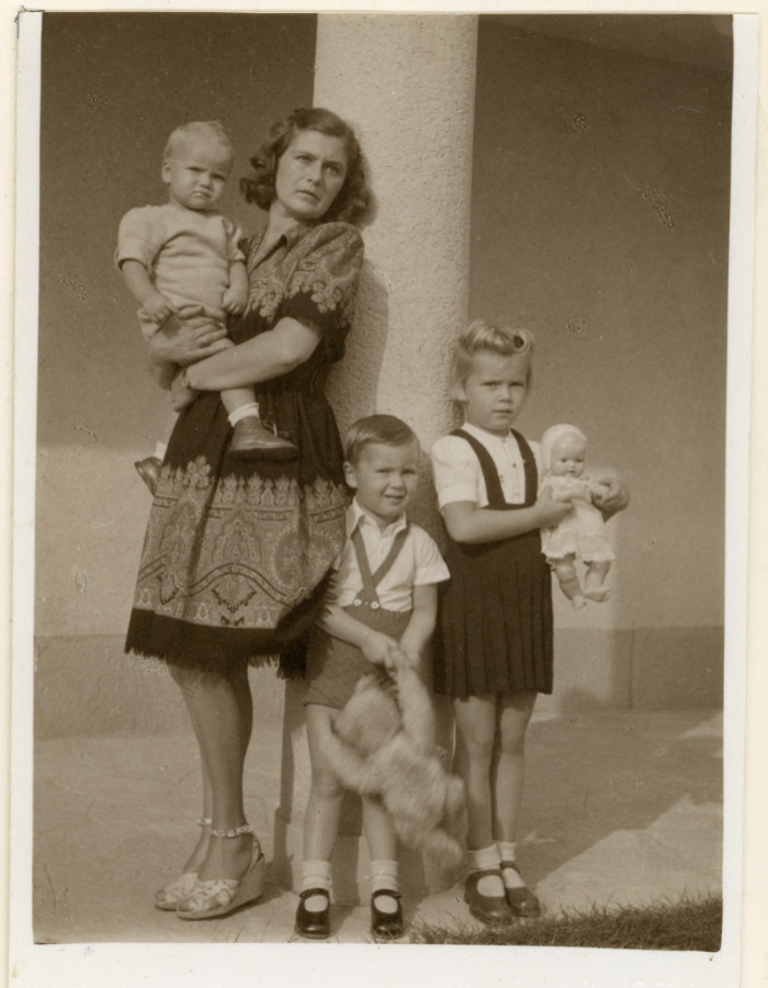 A Járitz-család az 1940-es évek elején. Magántulajdon