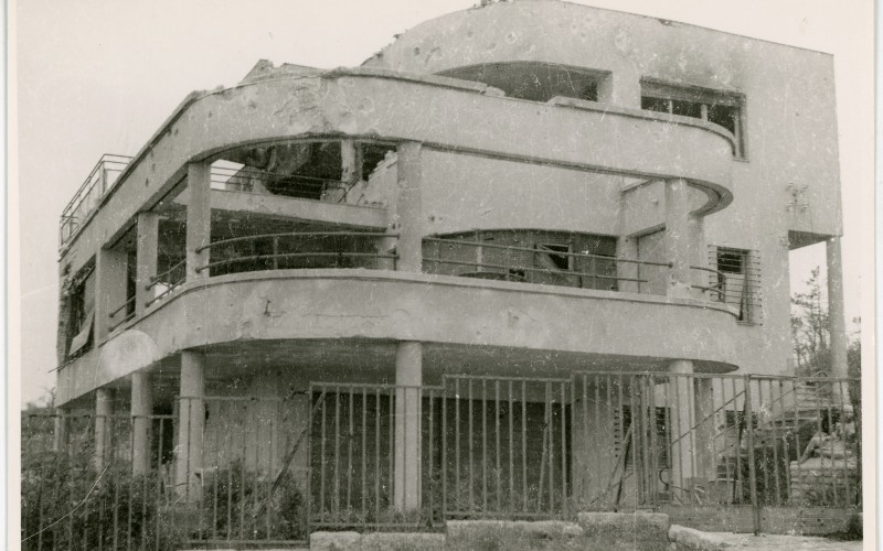 A Budapest ostromakor megsérült Járitz-villa. Magántulajdon