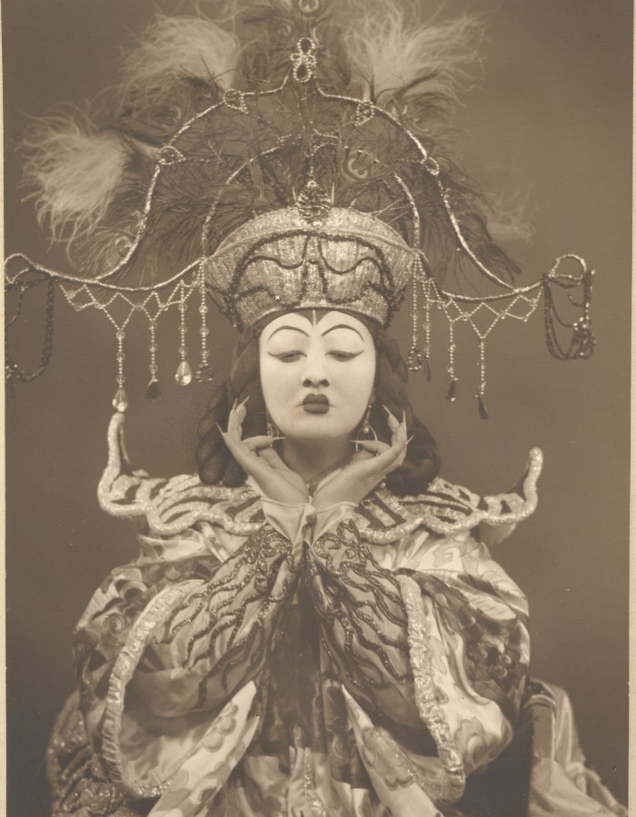 Walter Rózsi mint Turandot. Operaház Emléktár