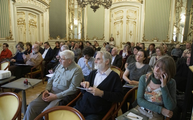 konferencia
