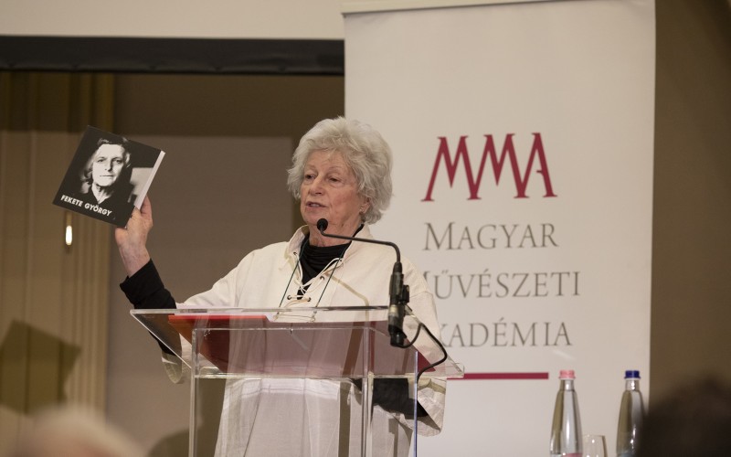 Dvorszky Hedvig művészettörténész, a Magyar Művészeti Akadémia  rendes tagja 